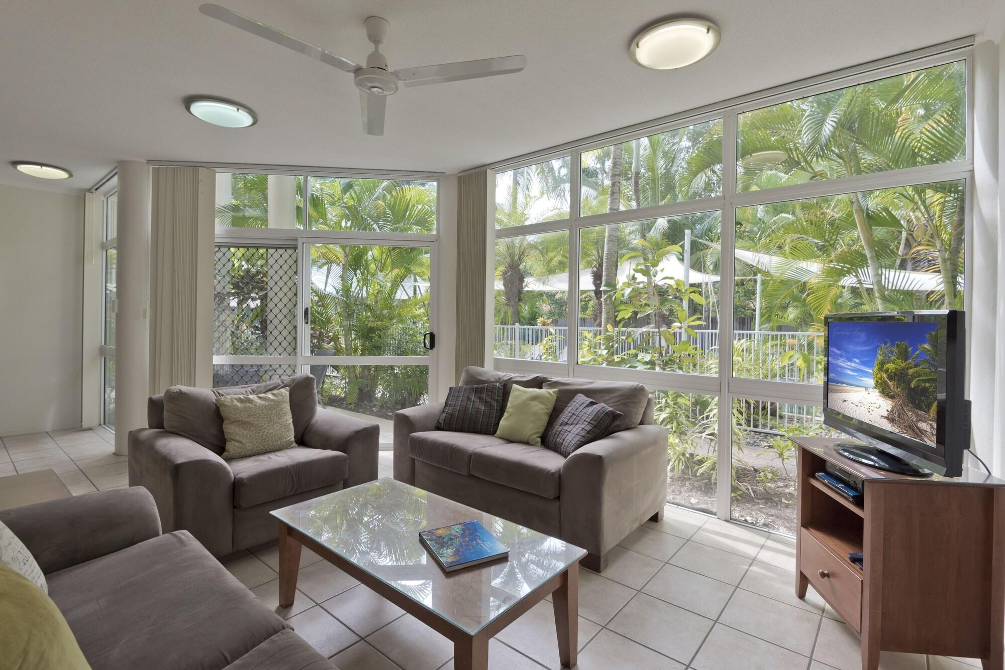 Tropical Nites Holiday Townhouses Порт Дъглас Екстериор снимка