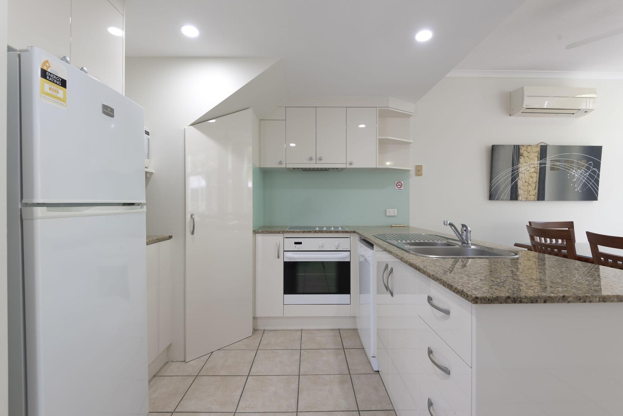 Tropical Nites Holiday Townhouses Порт Дъглас Екстериор снимка